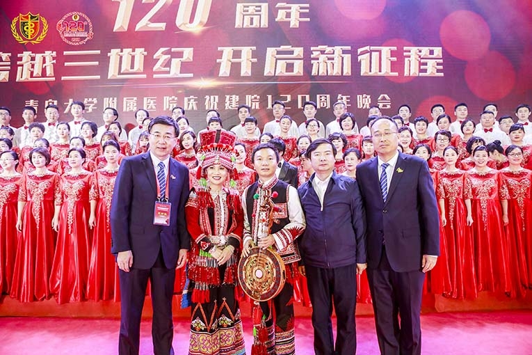 青島燈光音響租賃,青島演出設備租賃,青島LED屏租賃,青島舞美制作搭建