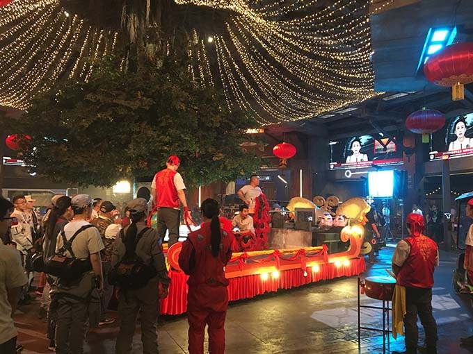 青島燈光音響租賃,青島演出設備租賃,青島LED屏租賃,青島舞美制作搭建